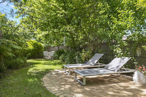 Boutique Stays - Frankie's Place - Accommodation Newcastle 1