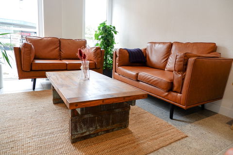 Stoke Beach House - Accommodation Newcastle 3