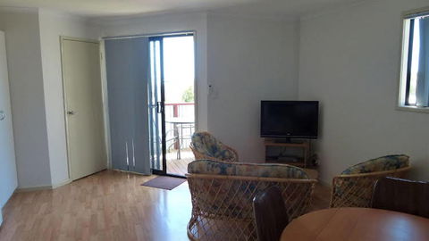 Dawesville Caravan Park & Holiday Village - Accommodation Newcastle 0