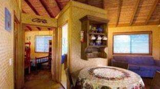 Straddie Bungalows - Accommodation Newcastle 1