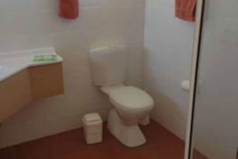 Tenterfield Golf Club Fairways Lodge - Accommodation Newcastle 5
