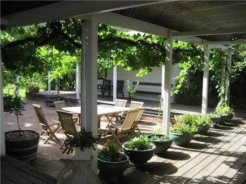 Avoca House & Cottage Accommodation - Accommodation Newcastle 0