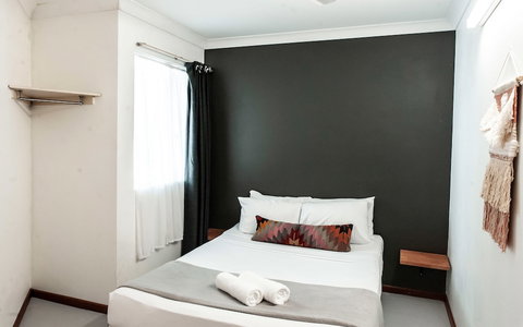 Motel Nomad Cairns - Accommodation Newcastle 6