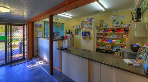 Beechworth Lake Sambell Caravan Park - Accommodation Newcastle 5