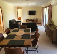 Annies Holiday Units - Accommodation Newcastle