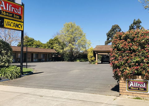 Alfred Motor Inn - Accommodation Newcastle 0