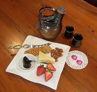 Ayr Bed  Breakfast on McIntyre - Accommodation Newcastle