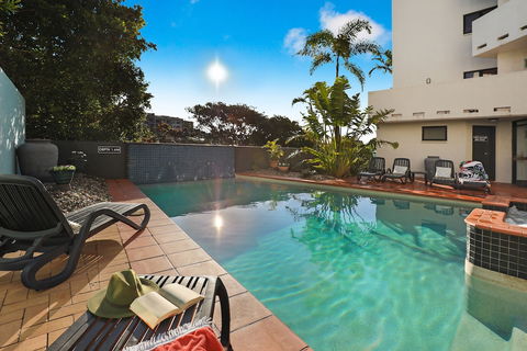 Ocean Boulevard - Accommodation Newcastle 6