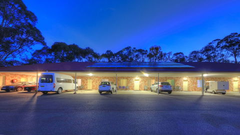 The Golfers Inn - Accommodation Newcastle 0
