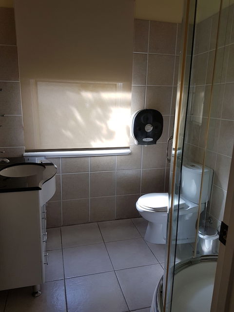 The Golfers Inn - Accommodation Newcastle 5