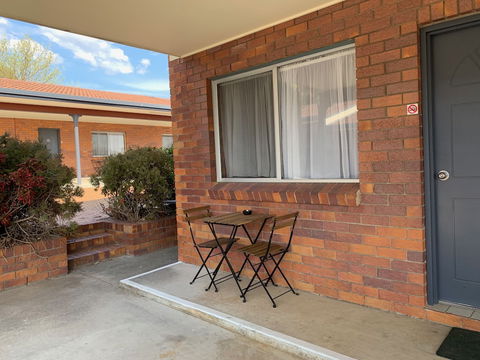 Peter Allen Motor Inn - Accommodation Newcastle 0