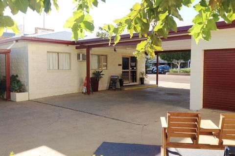 Longreach Motel - Accommodation Newcastle 3