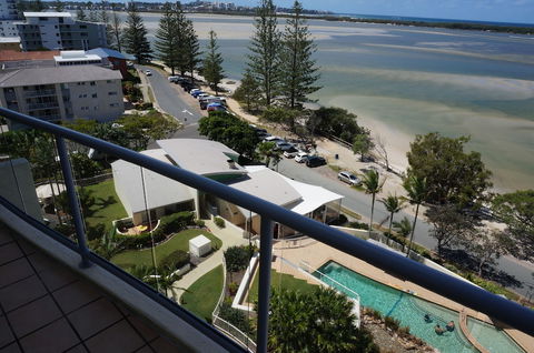 Moorings Beach Resort - Accommodation Newcastle 4