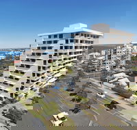 Burgess  Kings Beach Apartments - Accommodation Newcastle