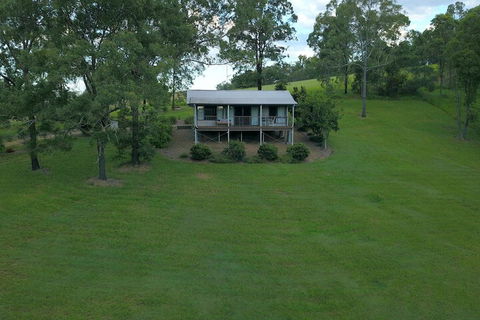 Melawondi Spring Retreat - Accommodation Newcastle 3