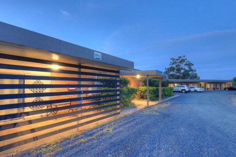 Hilldrop Motor Inn - Accommodation Newcastle 5