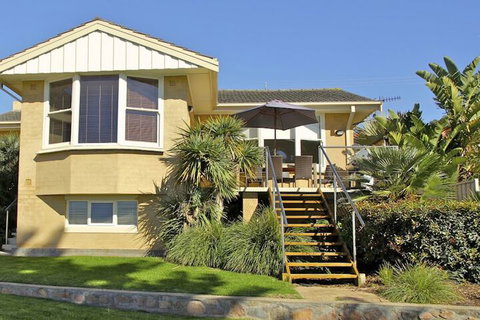 Bay 10 Accommodation - Accommodation Newcastle 3