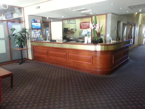 Grand Tasman Hotel - Accommodation Newcastle 4