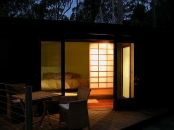 Qdos Arts - Accommodation Newcastle 3