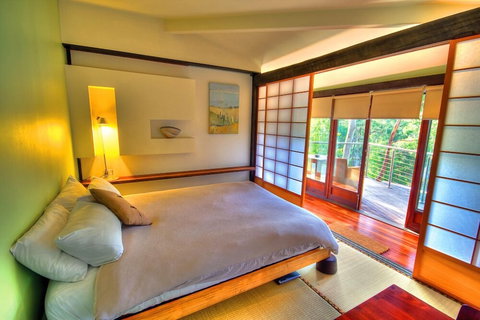 Qdos Arts - Accommodation Newcastle 4