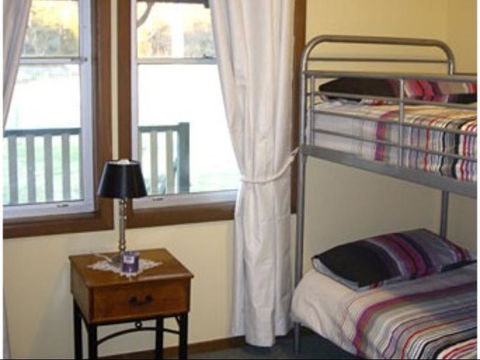Brilex Park B & B - Accommodation Newcastle 6