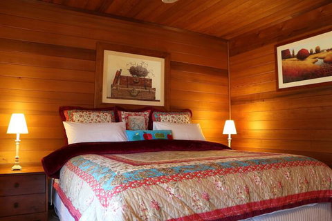 Silverpoint Accommodation - Accommodation Newcastle 4