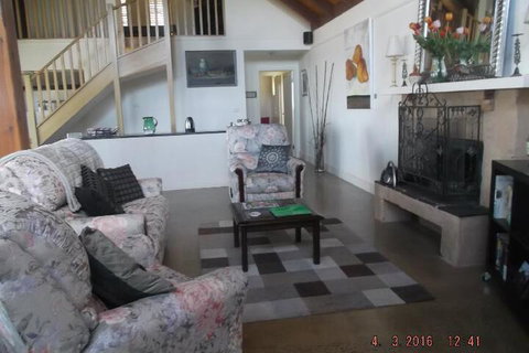 Outlook Hill Pavilion Suites & Spa Cottages - Accommodation Newcastle 6