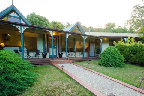 Valley Guest House - Accommodation Newcastle 7