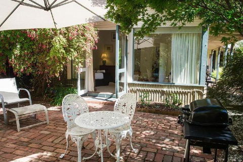 Valley Guest House - Accommodation Newcastle 6