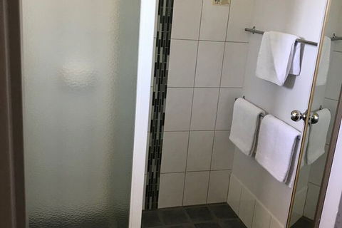 Sportsmans Motor Inn - Accommodation Newcastle 7