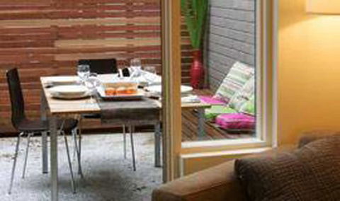 Plum North Melbourne - Accommodation Newcastle 2