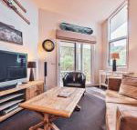Lhotsky Apartments