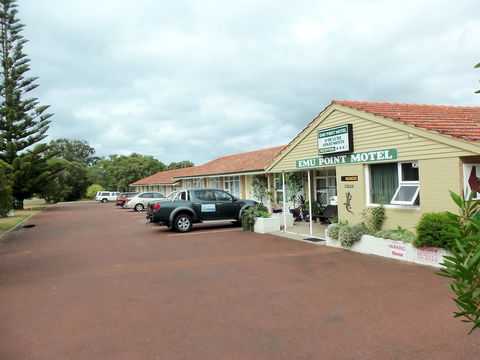 Emu Point Motel & Apartments - Accommodation Newcastle 0