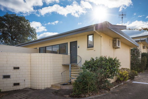 Penguin Mews Merimbula - Accommodation Newcastle 1