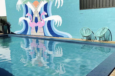 Cascades Motor Inn - Accommodation Newcastle 2