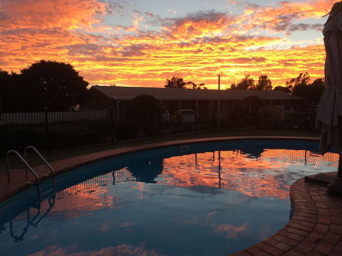 Begonia City Motor Inn - Accommodation Newcastle 2