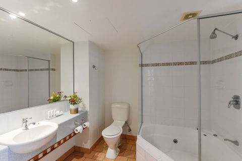 Burnett Riverside Hotel - Accommodation Newcastle 3