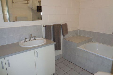 The Swagmans Rest - Accommodation Newcastle 4