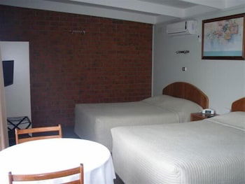 Abbotswood Motor Inn - Accommodation Newcastle 6