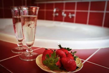 65 Main Daylesford - Hepburn Springs - Accommodation Newcastle 3