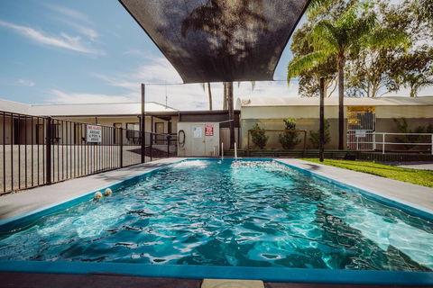 Artesian Spa Motel - Accommodation Newcastle 4