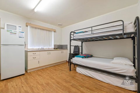 Mandurah Caravan & Tourist Park - Accommodation Newcastle 6