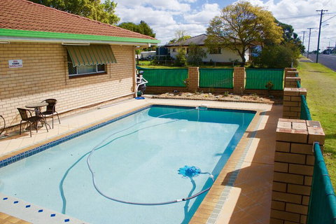 Buckaroo Motor Inn - Accommodation Newcastle 3