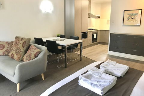 Adelaide Dresscircle Apartments Archer Street - Accommodation Newcastle 7