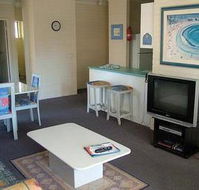 Broadbeach Central Holiday Units - Accommodation Newcastle