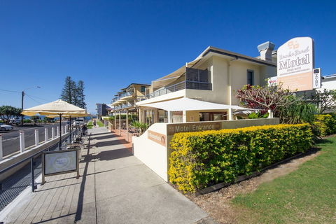 Yamba Beach Motel - Accommodation Newcastle 3
