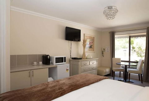 Beechworth On Bridge - Accommodation Newcastle 5