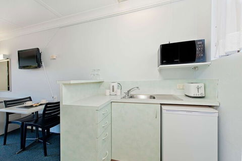Haven Waters Motel & Apartments - Accommodation Newcastle 4