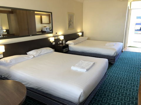 Canberra Lyneham Motor Inn - Accommodation Newcastle 6