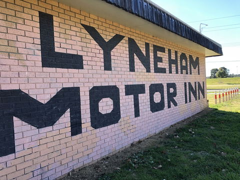 Canberra Lyneham Motor Inn - Accommodation Newcastle 0